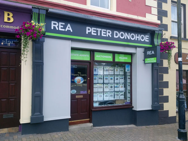 REA Donohoe Spring (Carrigallen) Logo